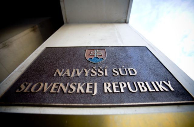 Najvyšší súd momentálne sídli v troch budovách, situácia je podľa Moznera neúnosná – VIDEO