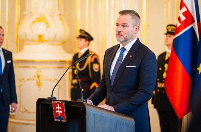 Slovensko musí prestať so vzájomným obviňovaním, podľa Pellegriniho pomôže hospodárskemu rastu len spolupráca – VIDEO, FOTO