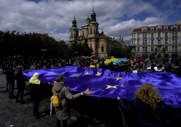 Tisíce ľudí v Prahe demonštrujú proti vzniku vlády ANO, SPD a Motoristov