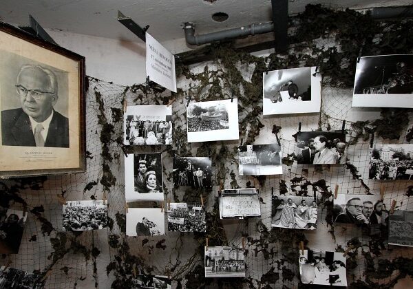 Mal zostať 17. november dňom pracovného pokoja? Aký je váš názor…