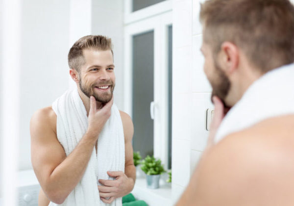 Ako sa starať o bradu: šampón, olej, sérum aj pasta v jednej rutine