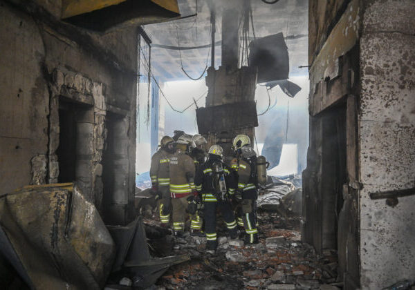 Šesť ľudí zabil a piatich zranil požiar v sklade parfumov v Turecku