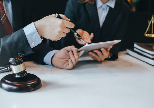 Advokátska komora dá 17. novembra zamestnancom voľno, vyzvala k tomu aj svojich členov