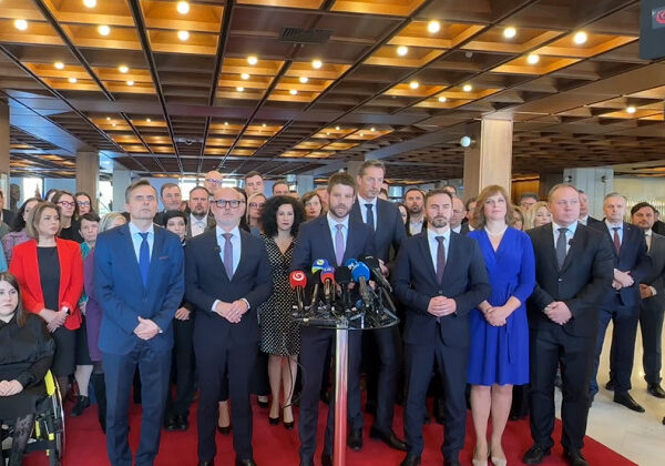 Opozícia kritizuje novelu Trestného zákona, vidí v nej priznanie vážneho zlyhania koalície – VIDEO