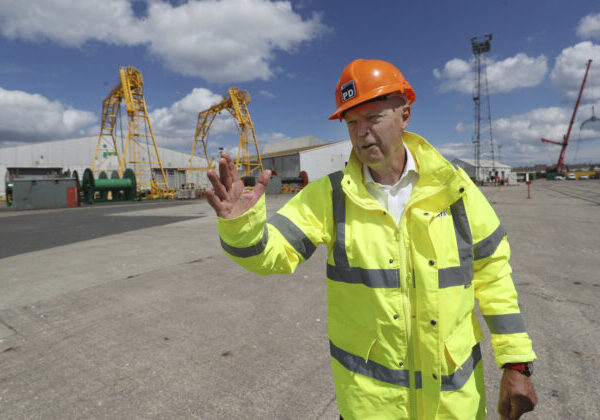 Nezamestnanosť v Británii stúpla viac, ako sa očakávalo