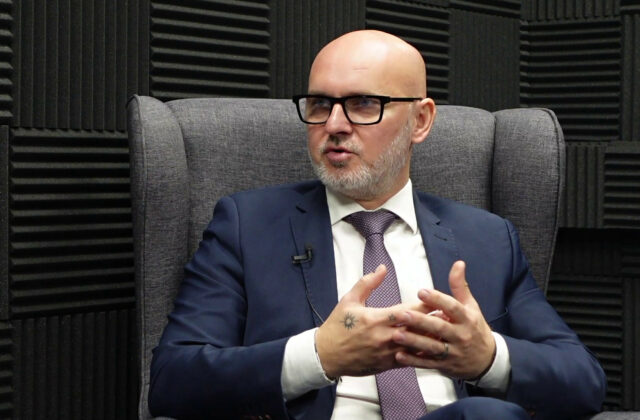 Gröhling hovorí o možnej spolupráci s Matovičom, zároveň tvrdí, že urobí všetko, aby sa jej vyhol – VIDEO