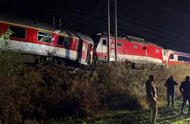 Zranení zo zrážky vlakov dostanú od štátu odškodné od tri do 20-tisíc eur podľa závažnosti zranenia – VIDEO, FOTO