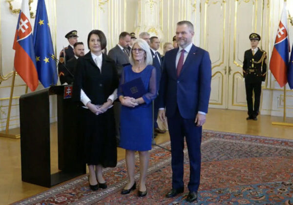 Pellegrini sa rozlúčil s končiacimi sudcami. Zdôraznil, že spravodlivosť je citlivá hodnota formujúca charakter štátu – VIDEO