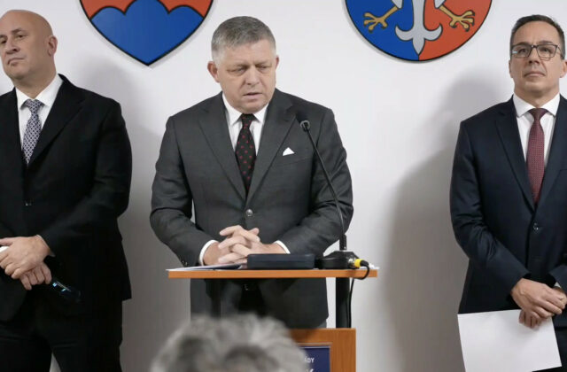 Vláda potvrdila nedotknuteľnosť Benešových dekrétov, povojnové dokumenty označila za uzavretú tému – VIDEO