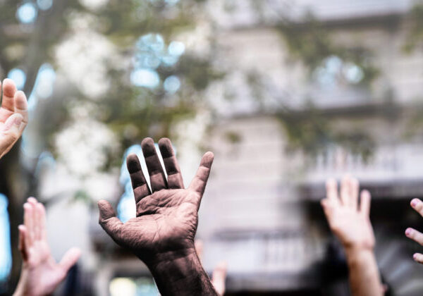 Liga za ľudské práva trpí akútnym nedostatkom peňazí, hrozí zastavenie jej činnosti