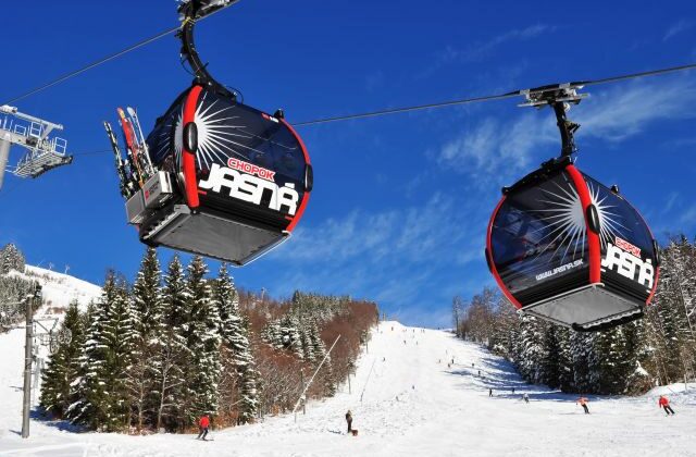 Jasná otvorila zimnú sezónu vo veľkom štýle, návštevníkov lákajú desiatky kilometrov zjazdoviek aj Fresh Track