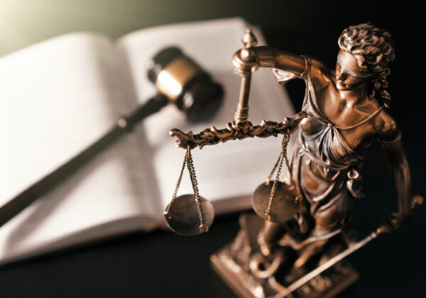 Návrh na transformáciu ÚOO má podľa prokurátorov vážne právne deficity, ktoré ohrozujú princípy právneho štátu