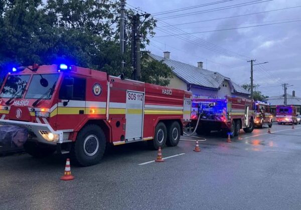 Hasiči zasahovali pri požiari rodinného domu v Rakúsoch, zásah ukončili po takmer štyroch hodinách