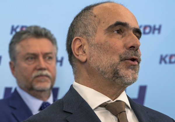 Čaučík nazval Huliakov zákon o hazarde nebezpečným, koalícia ponesie celú zodpovednosť za hlasovanie – VIDEO