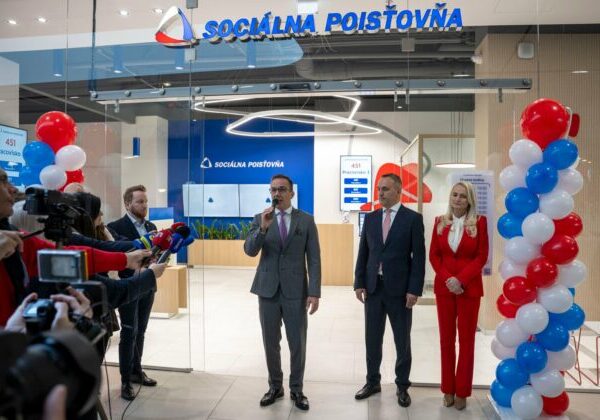 Sociálna poisťovňa otvára nové klientske centrum v Nitre, bude dostupné aj cez víkend – FOTO