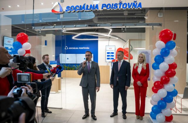 Sociálna poisťovňa otvára nové klientské centrum v Nitre, bude dostupné aj cez víkend – FOTO