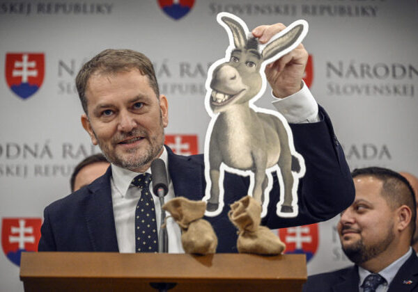 Politológ: Stretnutie štyroch opozičných lídrov bolo reakciou na spoločenskú objednávku zo strany ich voličov