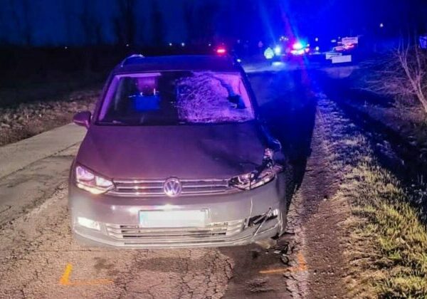 Tragédia pri Veľkej Ide, dvaja chodci zomreli po zrážke s autom. Polícia hovorí o fatálnom pochybení – FOTO