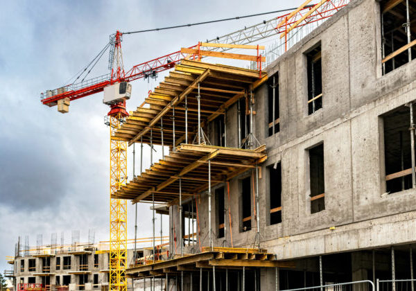 Stavebníctvo čaká ďalšie zdražovanie. Vyššie ceny materiálov aj prác zasiahnu investorov aj domácnosti