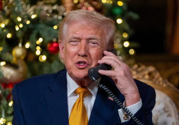 USA vytvárajú viac problémov, ako ich riešia, tvrdí prieskum Politico