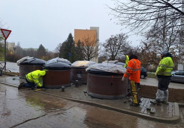 Polopodzemné kontajnery v Nitre pribúdajú, mesto už ich má takmer päťsto – FOTO