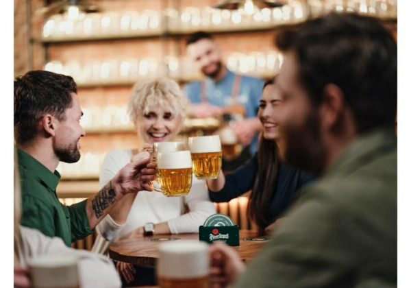 Nemenná chuť Vianoc s Pilsner Urquell: Pre chvíle, ktoré nechceme meniť