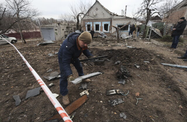 Nočný ruský útok na Kyjevskú oblasť zranil troch civilistov