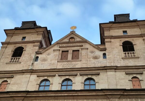 Premonštrátsky kostol v Košiciach a priľahlé gymnázium majú bohatú históriu, plánované sú viaceré opravy – FOTO