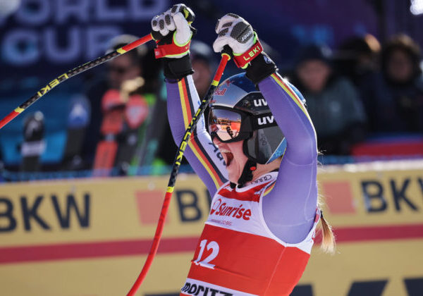 Lindsey Vonnová nepridala druhý triumf v St. Moritzi, prvé miesto jej vyfúkla Emma Aicherová