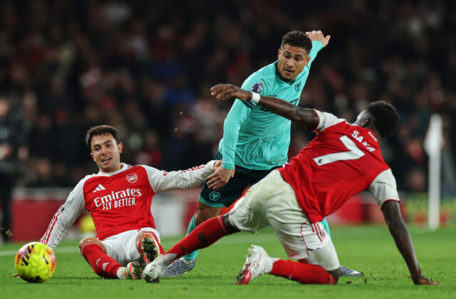 Dva vlastné góly zachránili Arsenal pred hanbou proti&hellip;