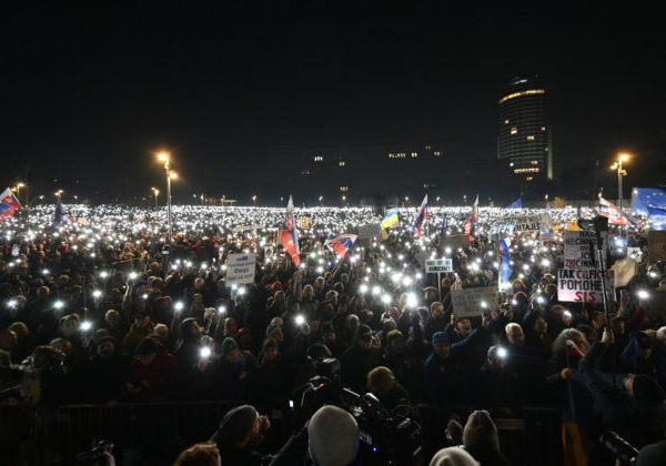 V Bratislave bude protest proti zrušeniu Úradu na ochranu oznamovateľov, vystúpi aj bývalý predseda Ústavného súdu SR