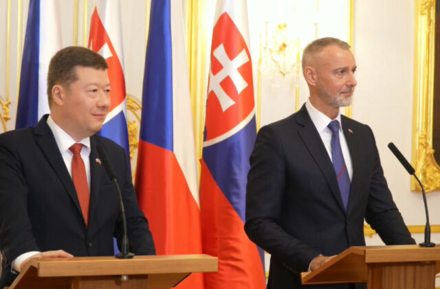 Predseda parlamentu Raši sa stretol s Okamurom, riešili česko-slovenské vzťahy aj Benešove dekréty – VIDEO