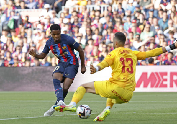 Brankár Greif sa na tréningoch môže tešiť na Endrickove delovky, Brazílčan bude hosťovať v Lyone