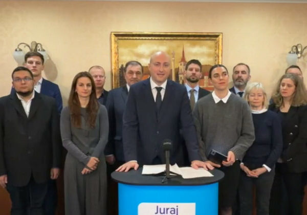 Progresívci predstavili svojho kandidáta na post primátora Pezinka, mesto potrebuje skutočnú zmenu – VIDEO