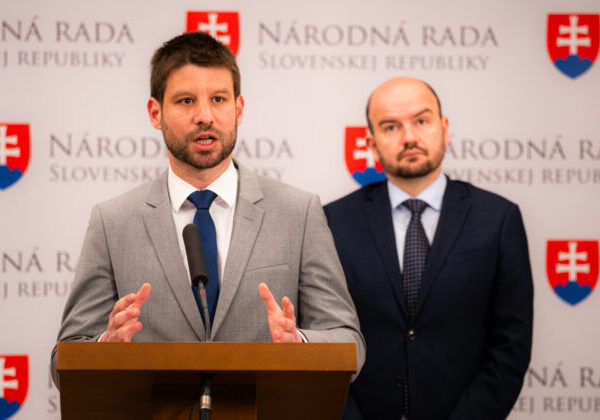 Slovákov čakajú podľa progresívcov najťažšie Vianoce, na ľudí začína naplno dopadať babráctvo vlády