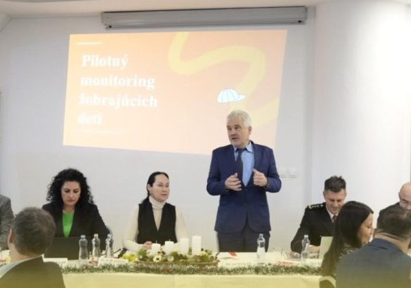 Slovensko čelí návratu žobrajúcich detí, odborníci v Prešove hovoria o potrebe rýchlych a tvrdších opatrení – FOTO