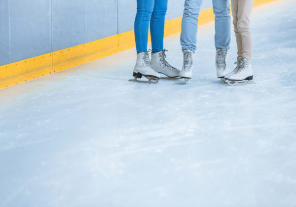 Vianočné trhy v Petržalke obohatili ľadovým klziskom a snehovým areálom, inšpirovali sa Viedňou