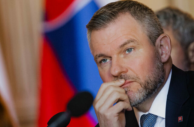 Pellegrini nepodpíše zákon o zrušení Úradu na ochranu oznamovateľov, kritizoval aj atmosféru v parlamente – VIDEO