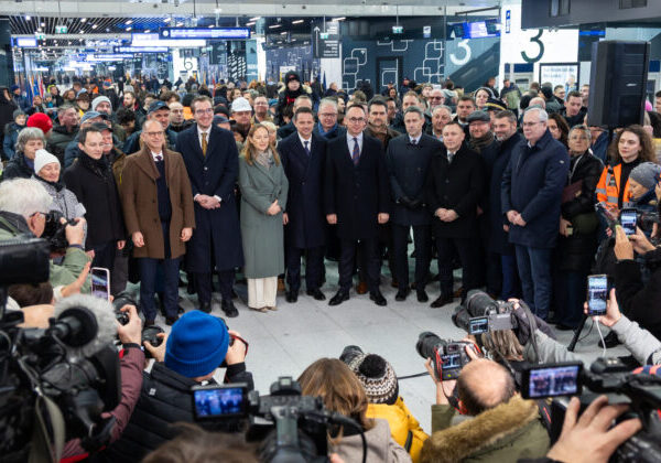 Nová dominanta Varšavy. Budimex dokončil najväčší dopravný uzol