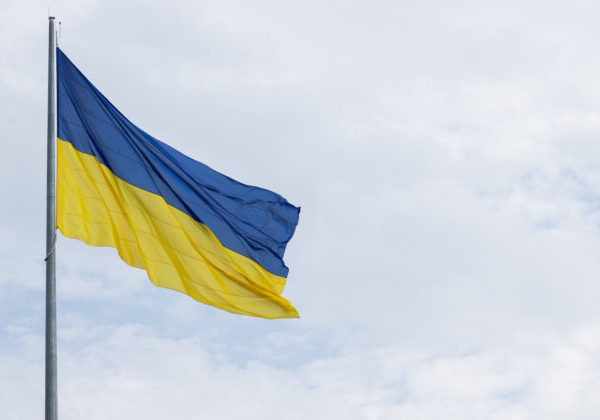 Okamurovi pred domom opäť viala ukrajinská vlajka