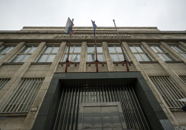 Prokurátori varujú pred zmenou trestného poriadku, môže zabrániť stíhaniu korupcie a organizovaného zločinu