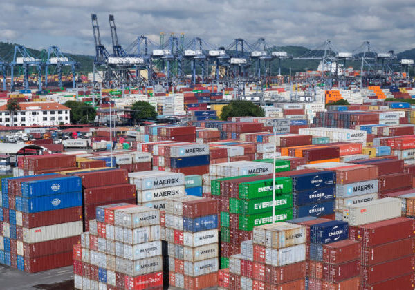 OECD zlepšila prognózu ekonomického rastu USA a eurozóny