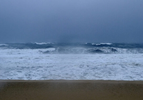 Obrovská vlna na ostrove Tenerife zabila dvoch slovenských občanov, tretí je zranený