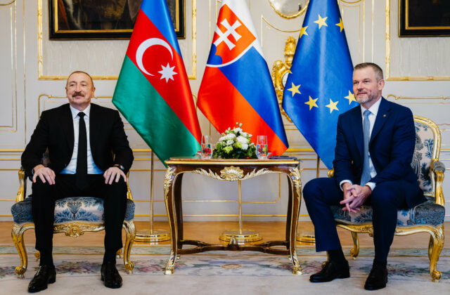 Pellegrini prijal azerbajdžanského prezidenta, stretnutie potvrdilo záujem o strategickú spoluprácu – VIDEO, FOTO
