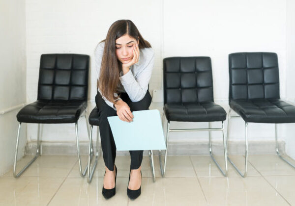 Dlhodobá nezamestnanosť na Slovensku sa vymanila z negatívneho extrému, rozdiely voči susedom sú však naďalej výrazné