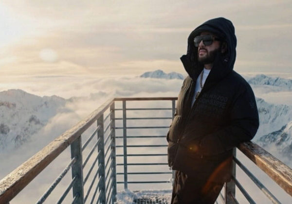 Držme spolu! Rytmus a Dano Kapitán ukazujú, že Slovensko je viac ako politika – VIDEO