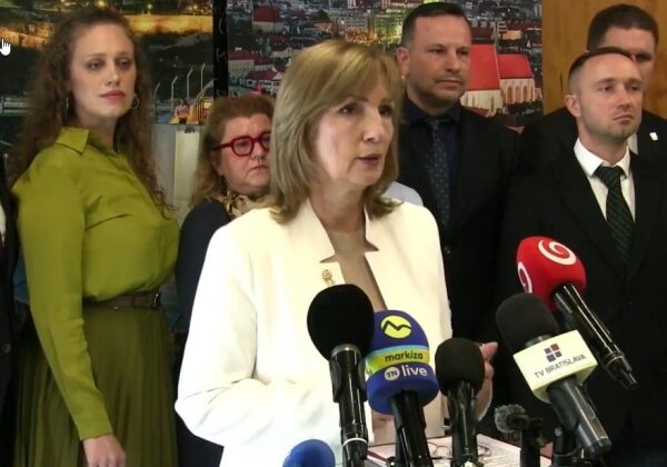 Čahojová ide do súboja s Vallom, pre kandidatúru na primátorku Bratislavy sa rozhodla z viacerých dôvodov – VIDEO