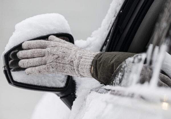 Policajti varujú pred extrémnymi mrazmi, vodiči musia byť mimoriadne opatrní a rátať s časovou rezervou