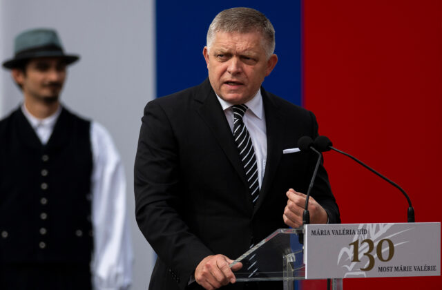 Fico prirovnal zásah vo Venezuele k Iraku aj Ukrajine, odmieta politiku dvojakých metrov a čaká jasnú reakciu EÚ