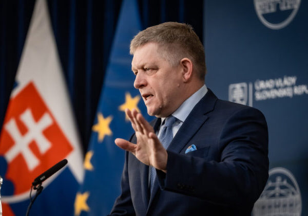 Fico hovoril s nemeckým kancelárom o stretnutí s Trumpom, von der Leyenovej posiela otvorený list – VIDEO